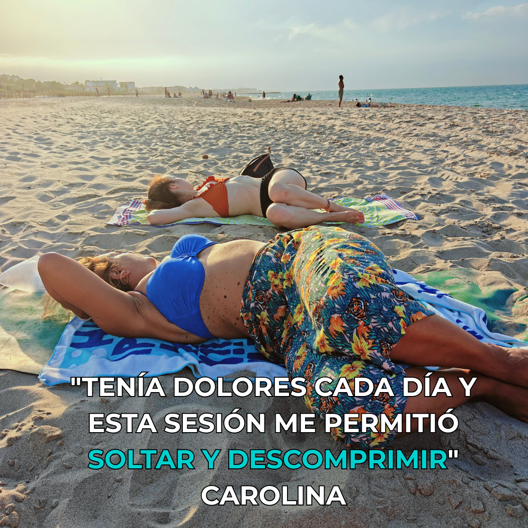 Caroline en clase de yoga en Dénia